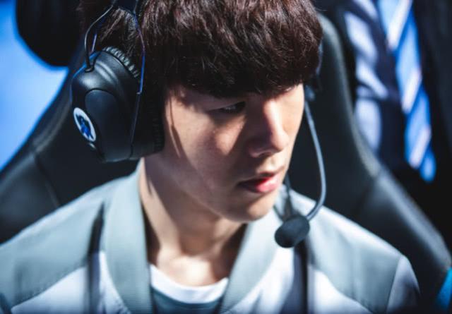 V社即将把CSGO改名为CS？